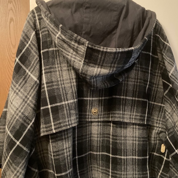 JOIE Wool Blend Plaid Pea Coat/Cape Coat, size M. NWT. A Rare Find!🎄 - Picture 3 of 8